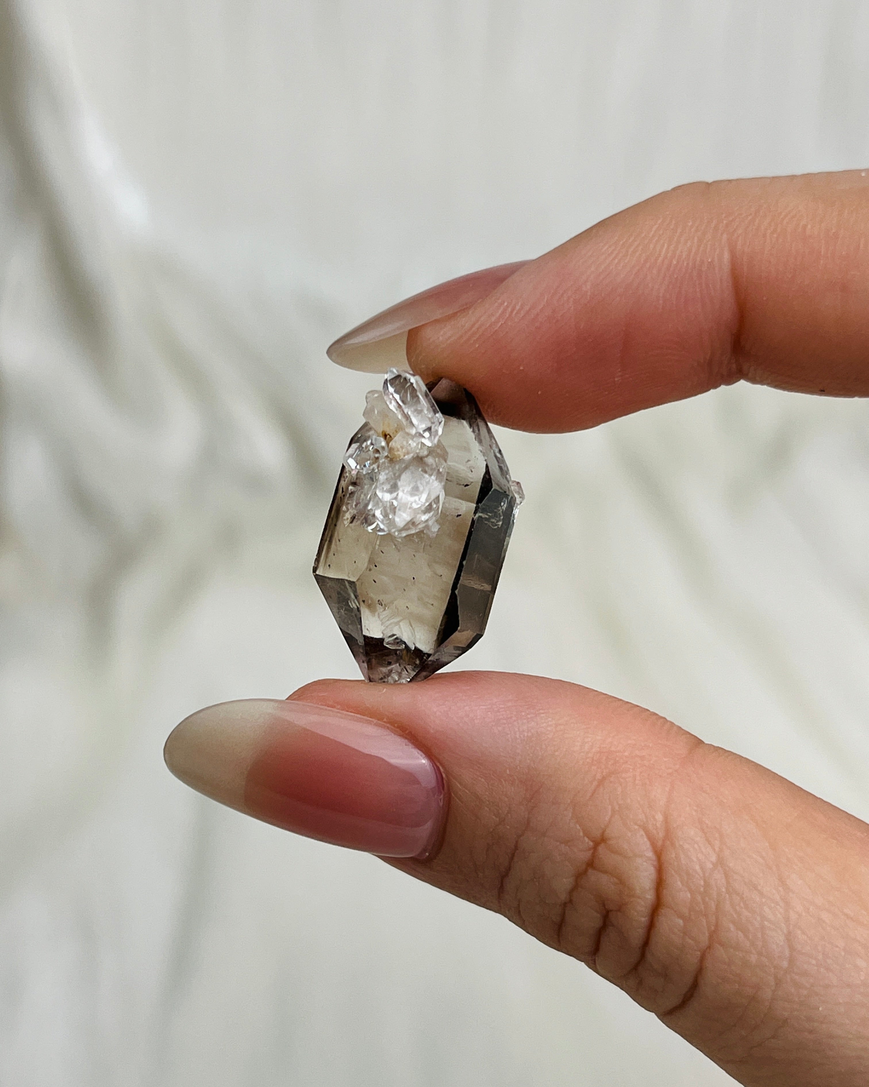 Champagne-colored Chongqing Diamond Quartz cluster with bright high-luster skin and clear double terminations from China1
