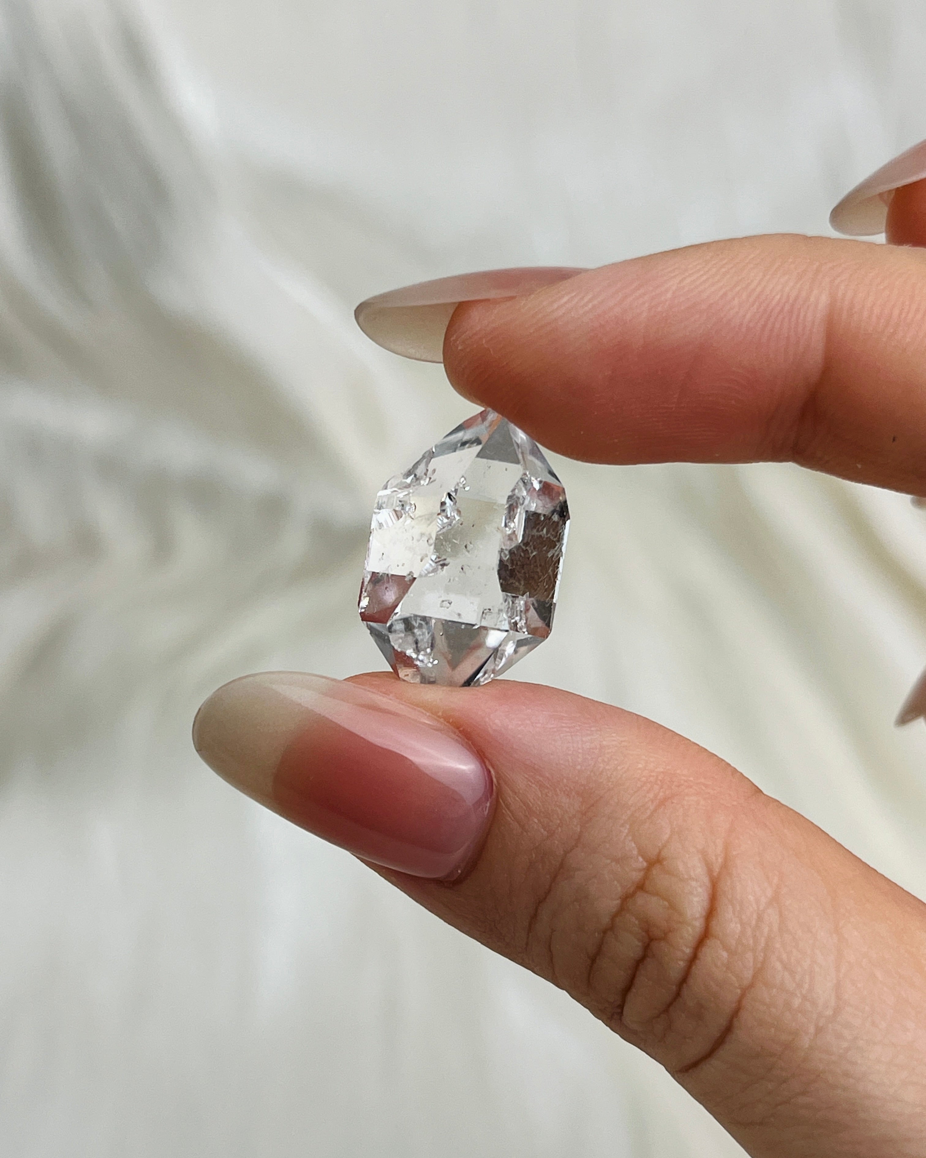 Water-clear Chongqing Diamond Quartz cluster with calcite inclusion and bright clarity from China4
