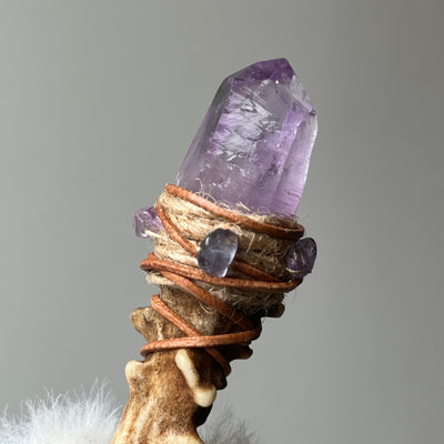 High-Clarity Cruzite Antler Wand – The Mystic Oracle
