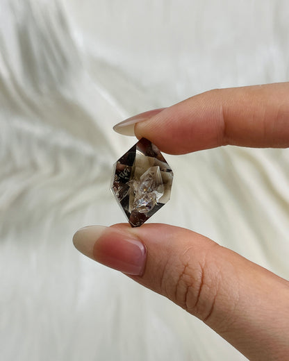 Champagne-colored Chongqing Diamond Quartz with two Isis faces and skeletal surface texture from China2