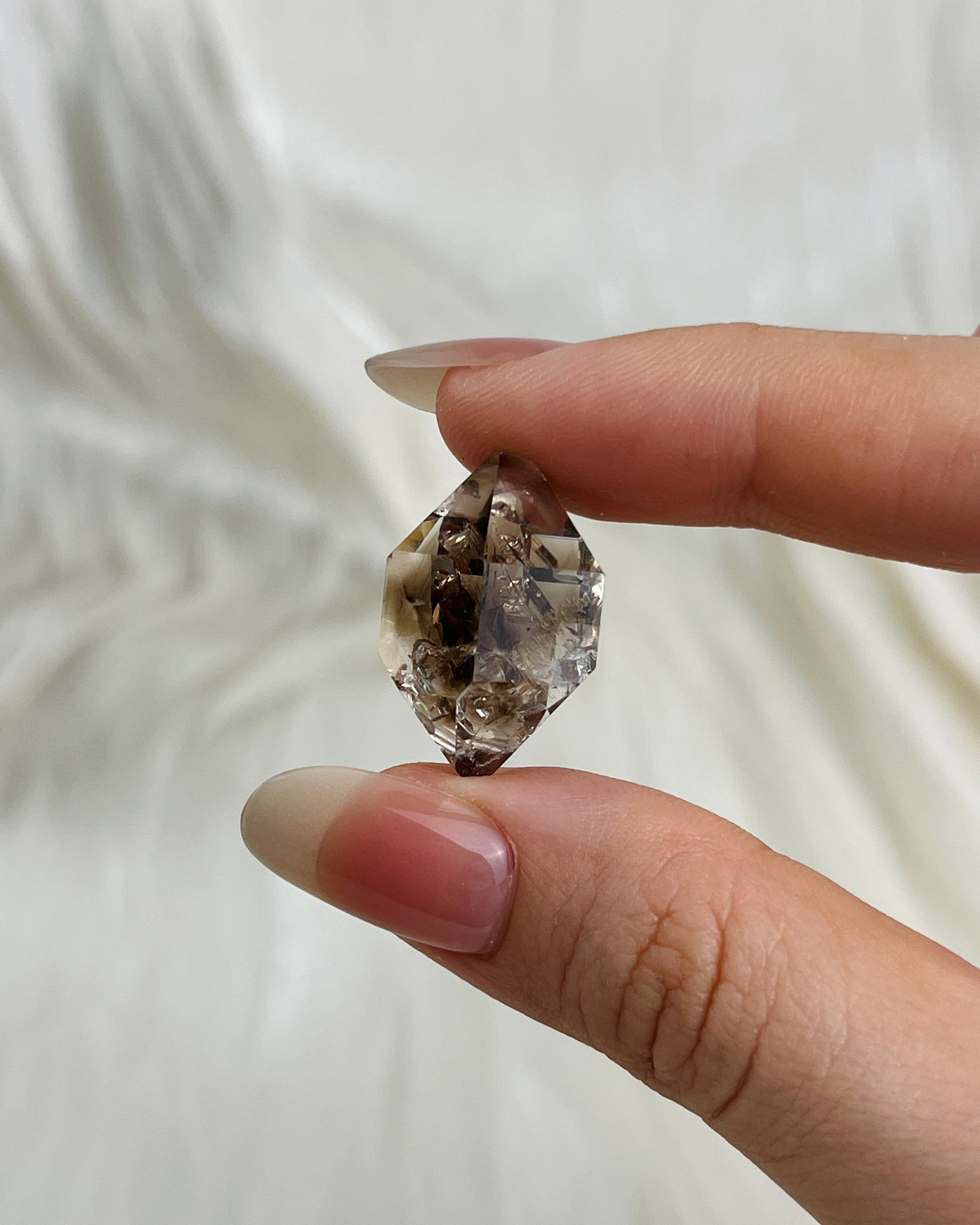 Champagne-colored Chongqing Diamond Quartz with two Isis faces and skeletal surface texture from China5