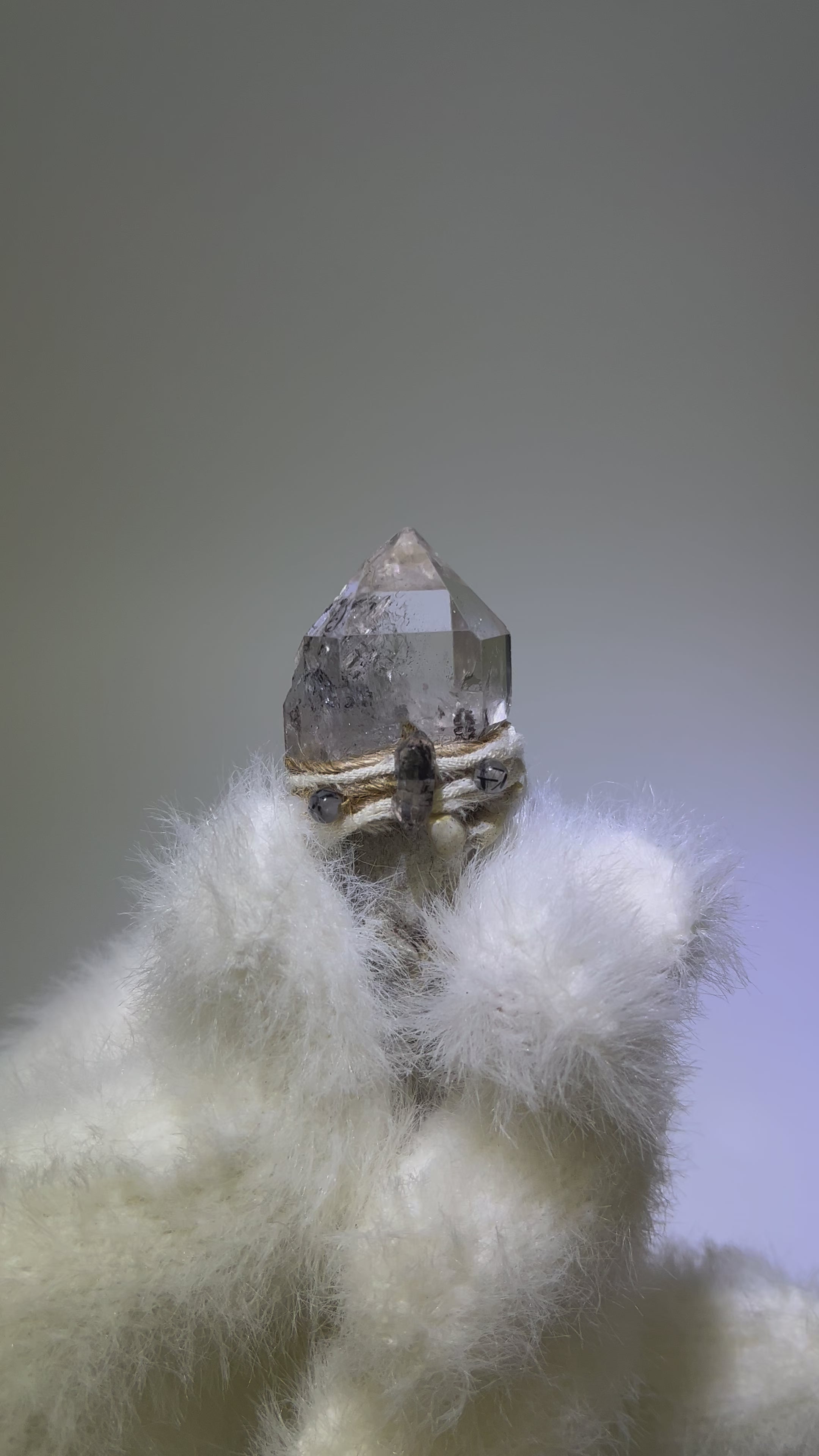 Load video: Record Keeper Phantom Antler Wand – The Keeper of Secrets