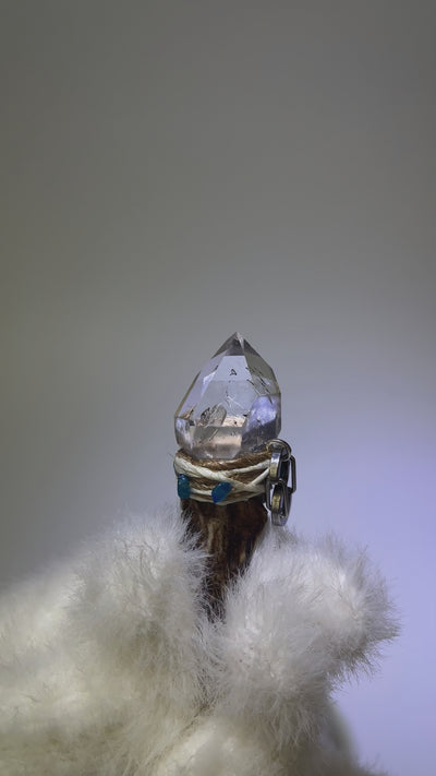 High-Clarity Phantom Antler Pendant – The Flow of Wisdom