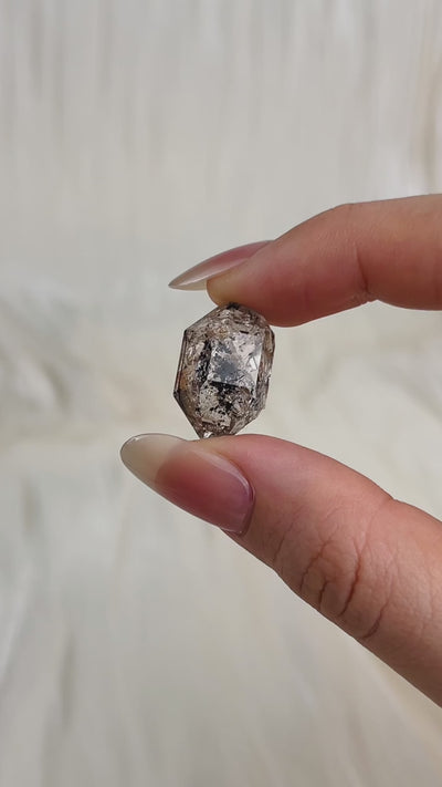 Chongqing Diamond Quartz Cluster with Calcite Inclusion and Beautiful Rainbow Light